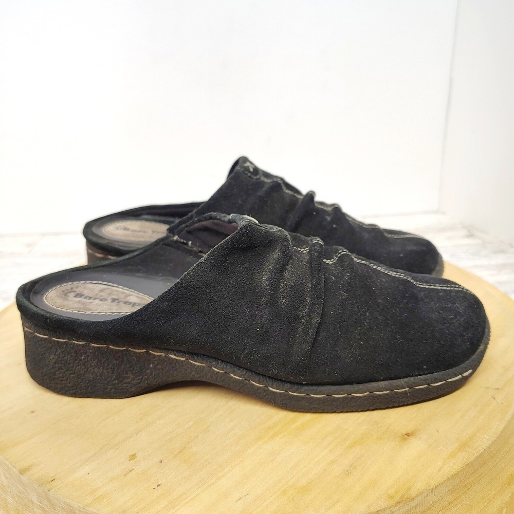 Bare Traps Black Suede Leather Slip On Clogs Mules Comfort Shoes Size 8M    (F8)